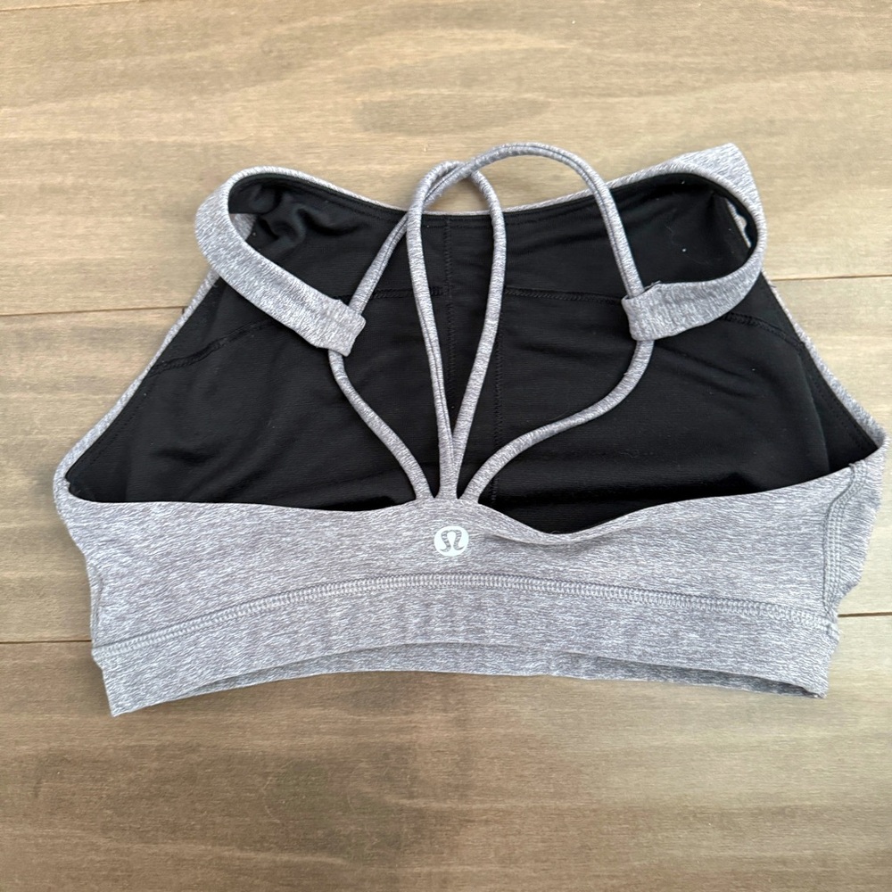 Lululemon sports bra top size 2